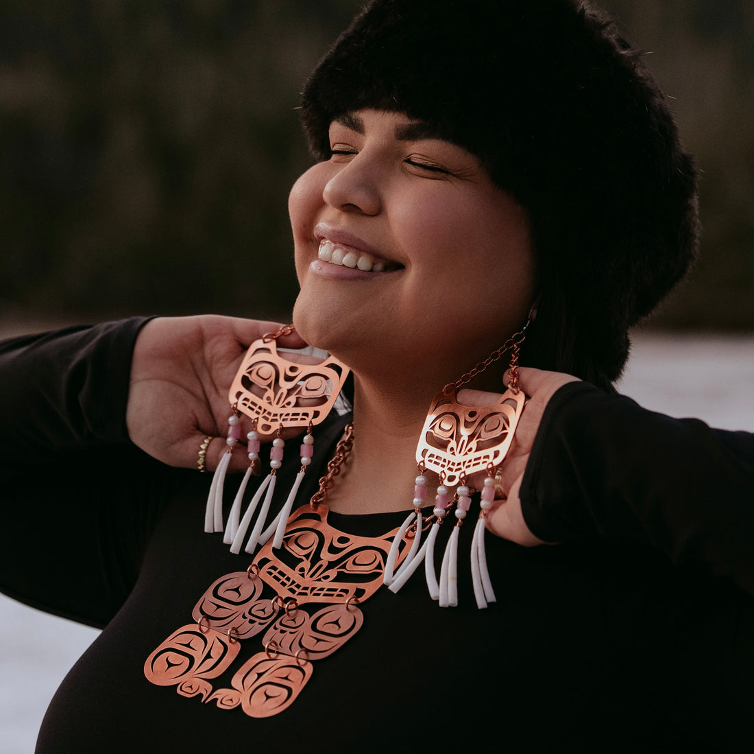 XXL Grizzly Bead Pendant & Earrings