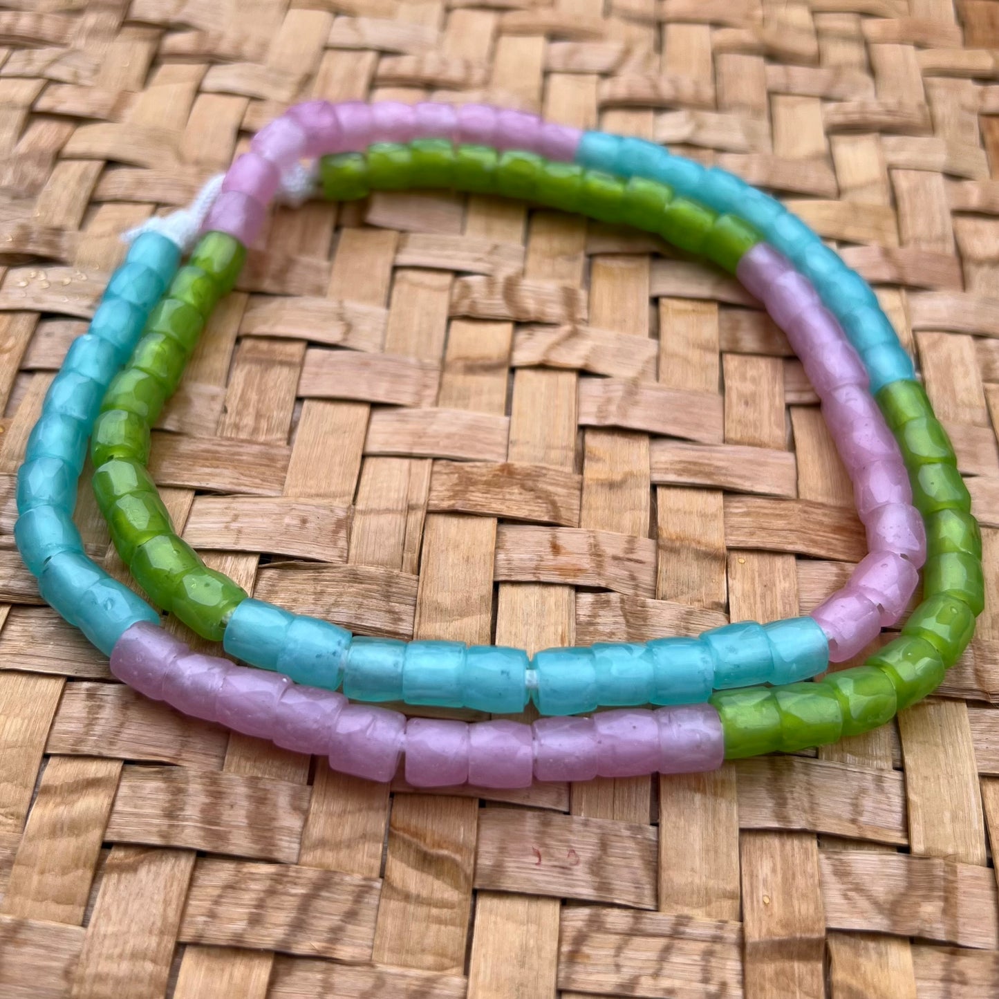 One Strand Mini 7MM New Generation Trade Beads