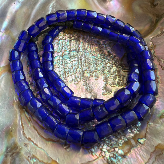 One Strand Mini 7MM New Generation Trade Beads